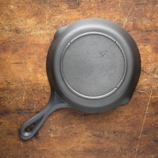 Lodge #4 Cast Iron Skillet 3-Notch Flat Restored