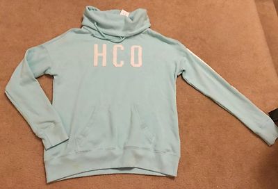 HOLLISTER Women's Graphic Cowl Neck 