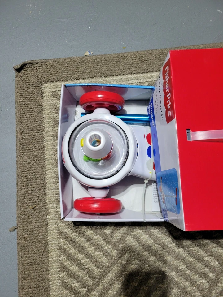 FISHER PRICE CORN POPPER SCOOTER-JUGUETE PARA NIÑOS-EDADES 2+--¡NUEVO EN CAJA!-- Foto 2 de 4