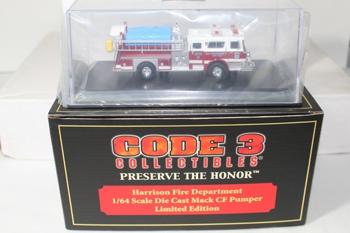 CODE 3 COLLECTIBLES Harrison, NY Fire Dept Mack CF Pump Engine 11 White/Burgundy - Picture 2 of 3