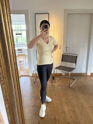 REPEAT Shirt 100% Seide V Ausschnitt hellgelb 36 NP 195 