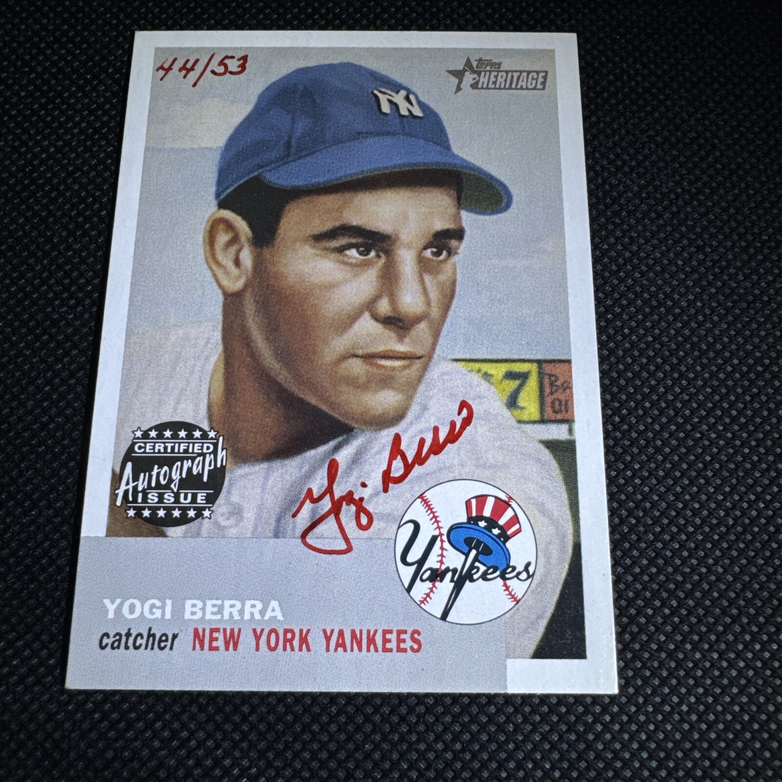 Yogi Berra 2002 Topps Heritage #RO-YB Real One Autographs - Red 