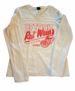 red wings long sleeve shirt