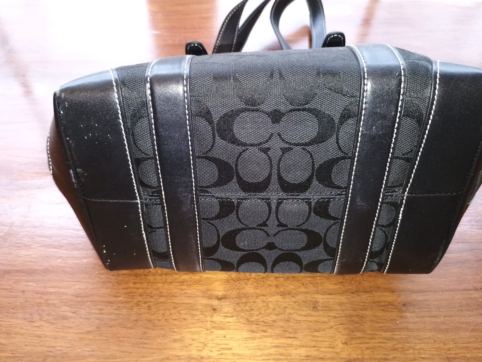 Gucci Purse - image 4