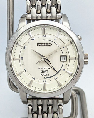 Seiko Kinetic GMT 100M Domed 5M85-0AC0 White Dial Beads-of-Rice | New Capacitor