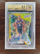 2018 Panini National VIP Party Gold Packs Trading Cards 9