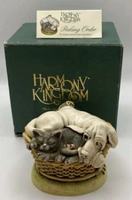 Harmony Kingdom England Trinket Box Figurine Pecking Order Dog Cat Turtle Basket