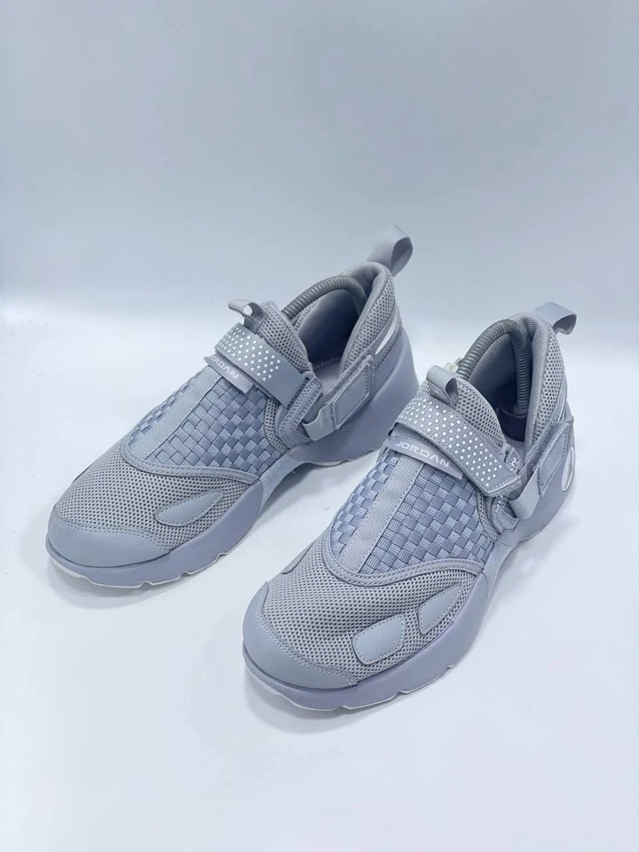Talla 9 EE. UU. Nike 897992-003 Jordan Trunner LX Gris Lobo Zapatos Deportivos Sin Cordones Foto 2 de 4
