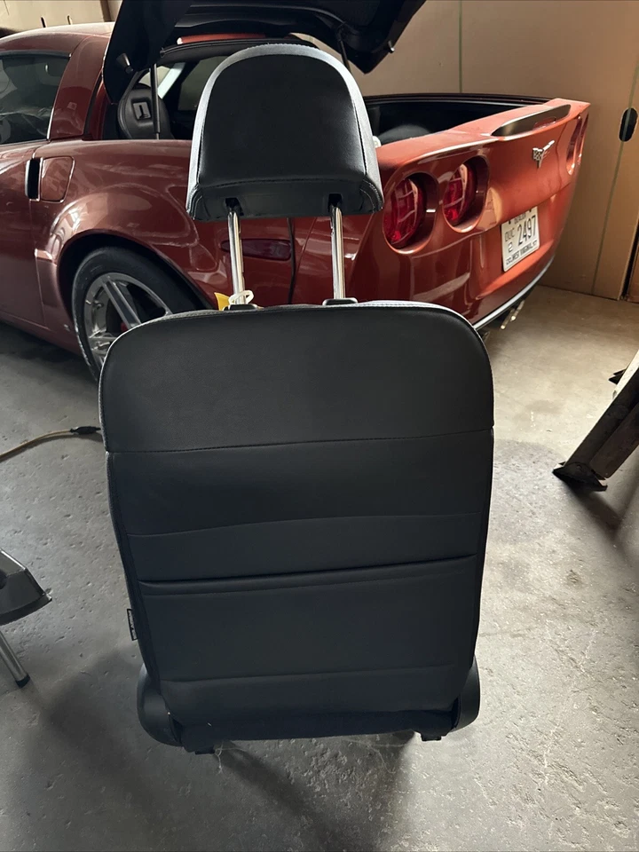 2015 SUBARU FORESTER DRIVER FRONT LEATHER BUCKET SEAT GENUINE OEM USED PART - Image 4 of 4