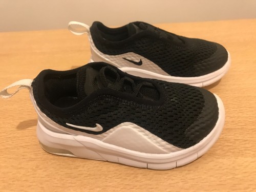infant size 5.5 trainers