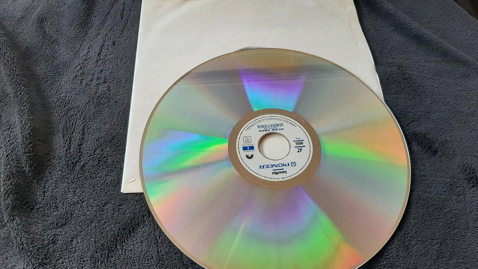 LASERDISC Star Trek Generations - Das Treffen der Generationen --Patrick Stewart - Bild 3 von 4