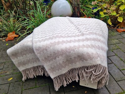 Skandinavische Wohndecke***Plaid***100% Schurwolle**ungefärbt