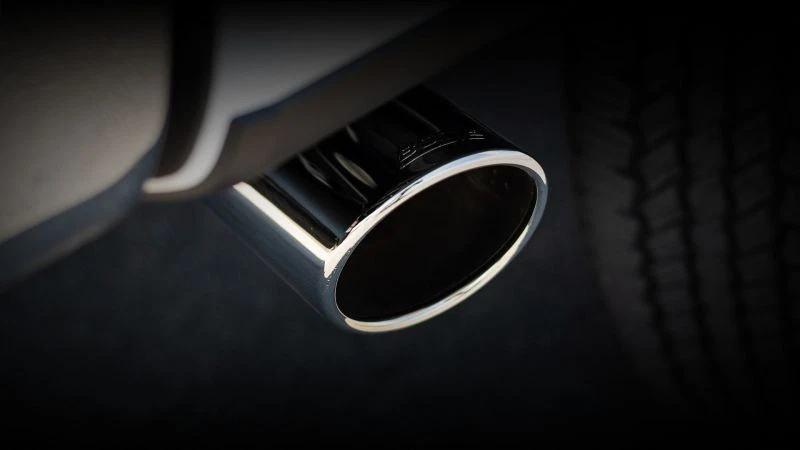 Borla se adapta a sistema ExhauSt tipo S Cat-Back para Ford F-250 &amp; F-350 Super Duty Foto 3 de 4