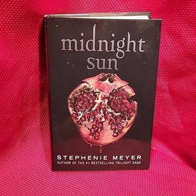 MIDNIGHT SUN Meyer 2020 1st Edition Print twilight saga HC DJ Hardcover Book