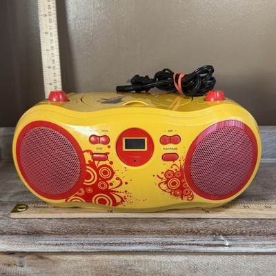 Glee Boombox Portable AM/FM Stereo Radio 2010 ( CD Player Not Working) READ DESC