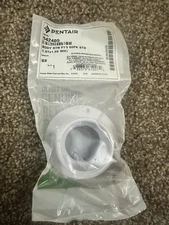 542405 Pentair Wall Fitting, Gun, 1-1/2"mpt x 1-1/2"spg, 3-1/2"fd, 2-3/8"hs, Wht