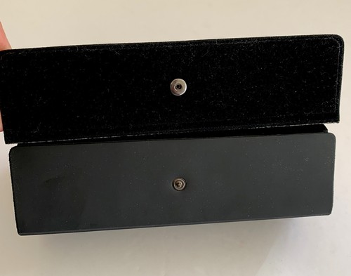 Marc by Marc Jacobs Black Hard Sunglasses Case Large Authentic 6"x 3"-2" G2 BM-2 - Picture 4 of 5