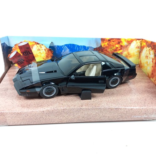 1/24 COCHE CAR PONTIAC TRANS-AM SUPERCAR KNIGHT RIDER COCHE FANTÁSTICO KITT - Imagen 3 de 4