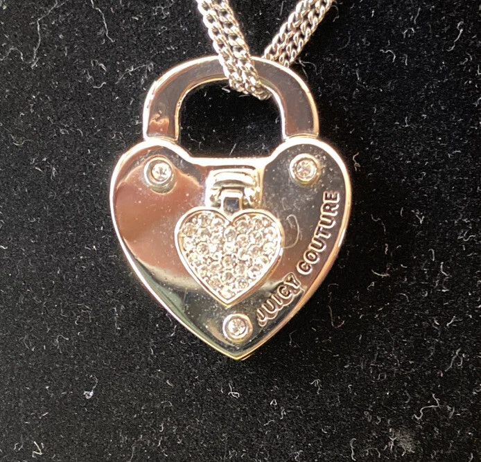 Juicy couture heart locket necklace outlet