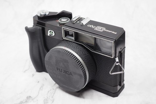Fujica G/BLP/GL/GM Custom Camera Grip with Arca Mount Cameras NOT Included - Picture 7 of 9