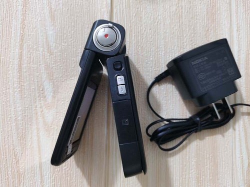 Original Nokia N93i unlocked 3G Symbian Smartphone ,tested, fully functional - Picture 6 of 10