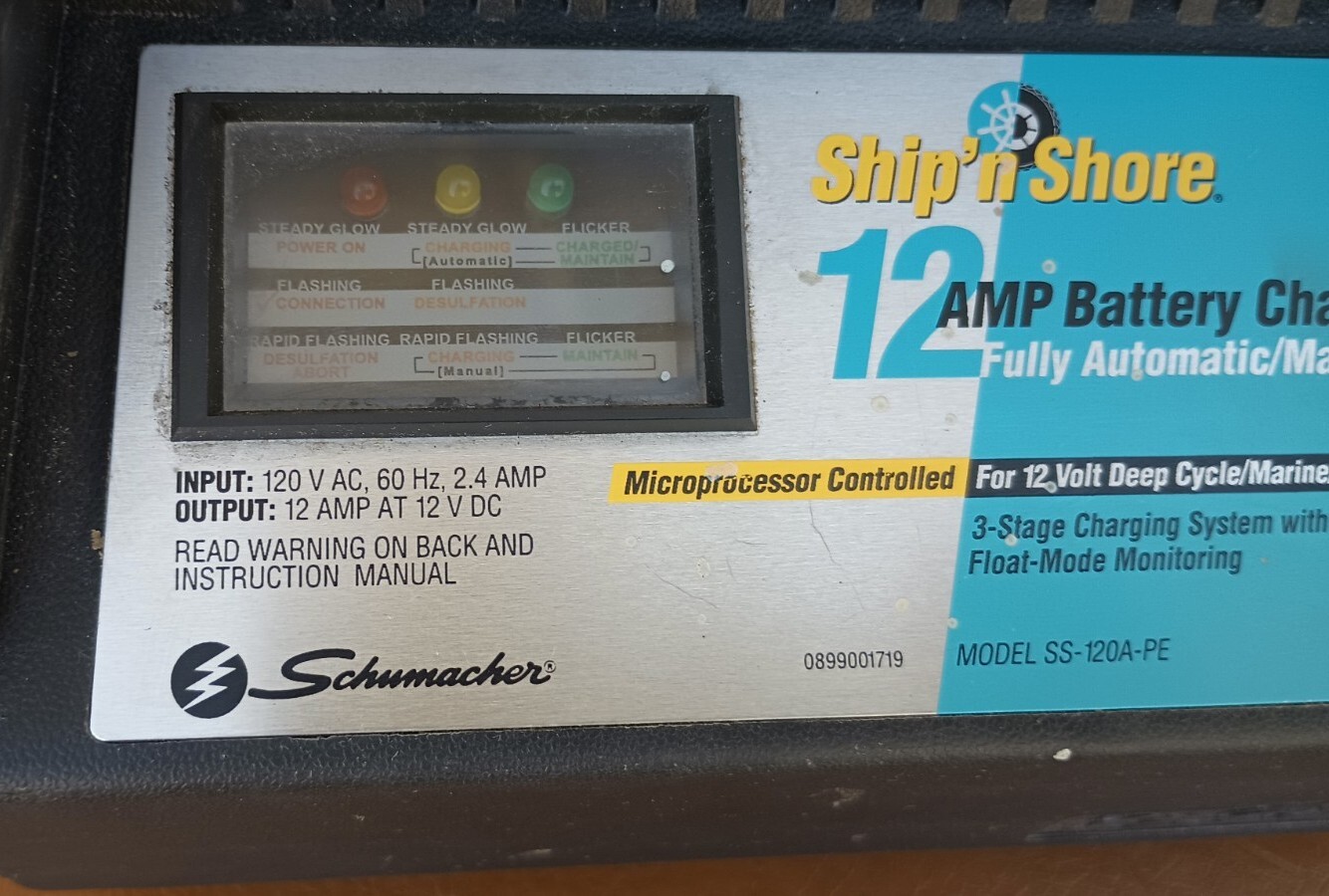 SCHUMACHER SHIP 'N SHORE 12AMP DEEP CYCLE/MARINE BATTERY CHARGER 12V SS