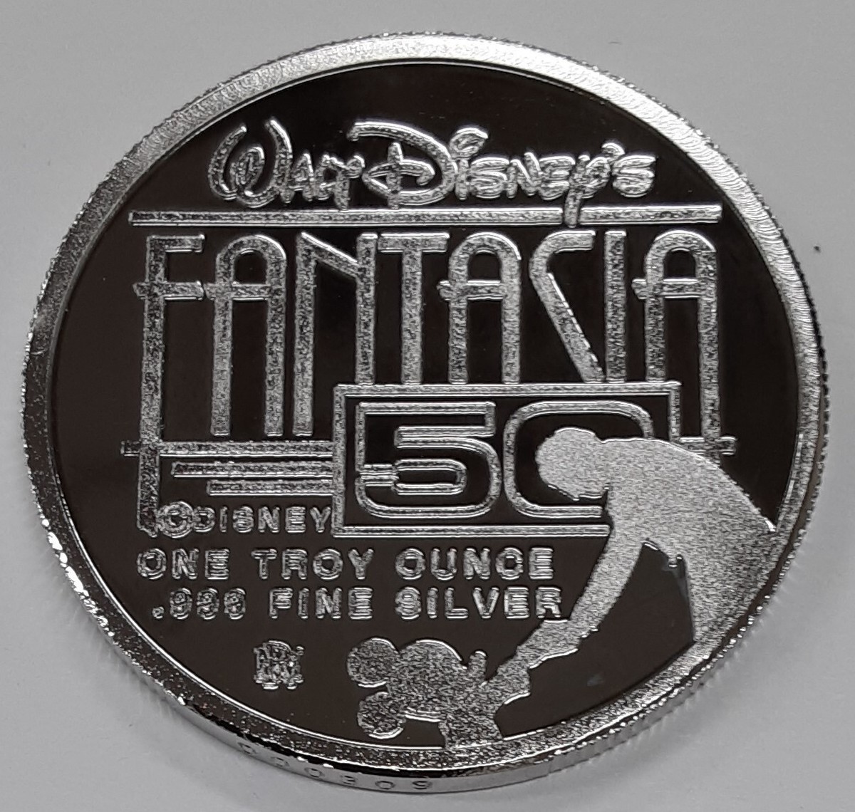 Walt Disney's Fantasia 50周年記念銀貨 Buy 1 oz Silver Round - Walt
