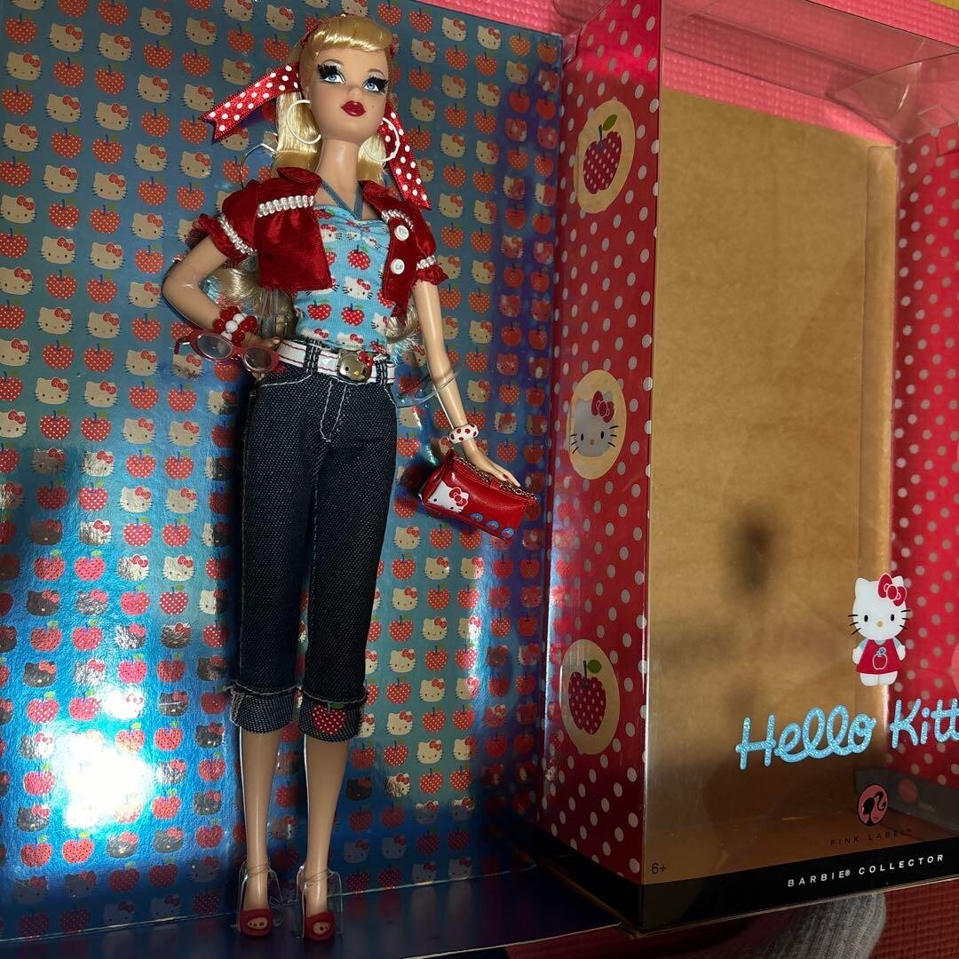 Sanrio Hello Kitty × Barbie Collaboration Doll Apple Tree
