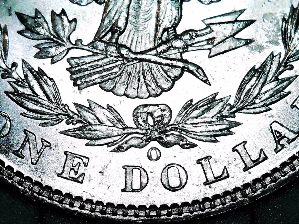 1901-O Morgan Silver Dollar - VERY NICE UNCIRCULATED COIN - Lustrous Example! - Image 4 of 4