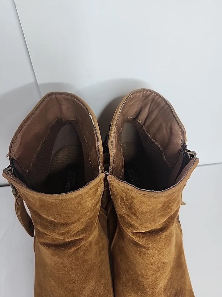 Botín Breckelles Imitación Gamuza Marrón Flecos 6 Tacón Apilado Cremallera Lateral Gail Foto 3 de 4