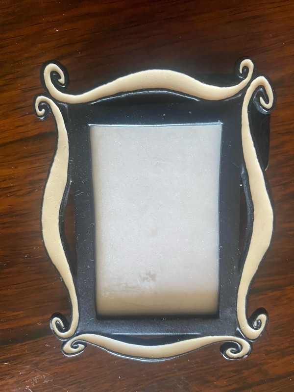 Vintage Modulus Metal Art Whimsical Picture Easel Frame 4.25”x3.25” Black/cream