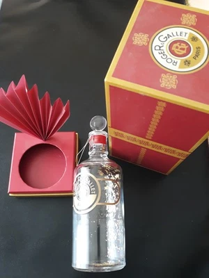 1 flacon vide,  Roger & Gallet, 500ml,  avec sa boîte,  envoi Gratuit - Photo 1/4