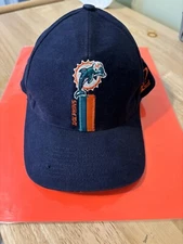 Mens Vtg NFL Pro Line/Logo Athletic Embroidered Miami Dolphins Baseball Hat