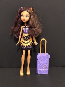 clawdeen wolf scaris doll