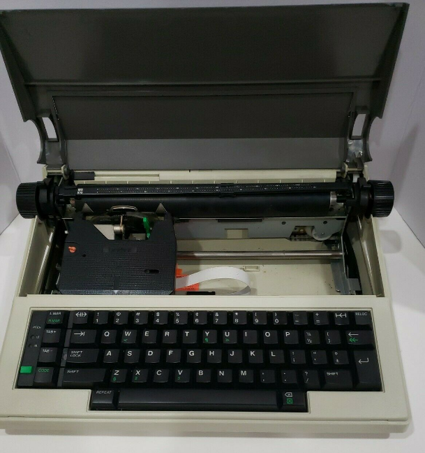 VINTAGE BROTHER AX12 STUDENT RITER II ELECTRIC TYPEWRITER ANTIQUE 80's
