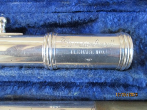 Gemeinhardt 2SP flute with hard case. Made in USA - Picture 4 of 5