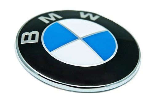 NUEVO BMW SERIE 1 E81 E82 E87 CAPÓ MALETERO PLACA REDONDEL 82MM 51767288752 - Imagen 2 de 3