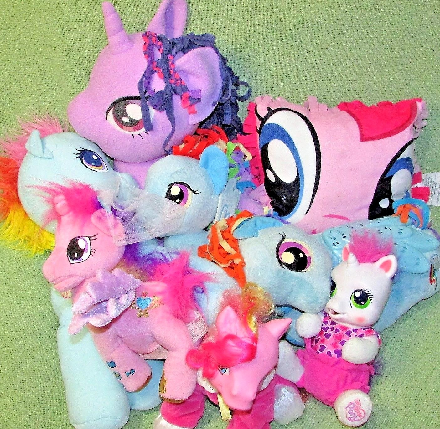 MY LITTLE PONY Animated Plush TALKING LOT Stuffed Animals Pink Pillow UNICORN MY LITTLE PONY Animated Plush TALKING LOT Stuffed Animals Pink Pillow UNICORN