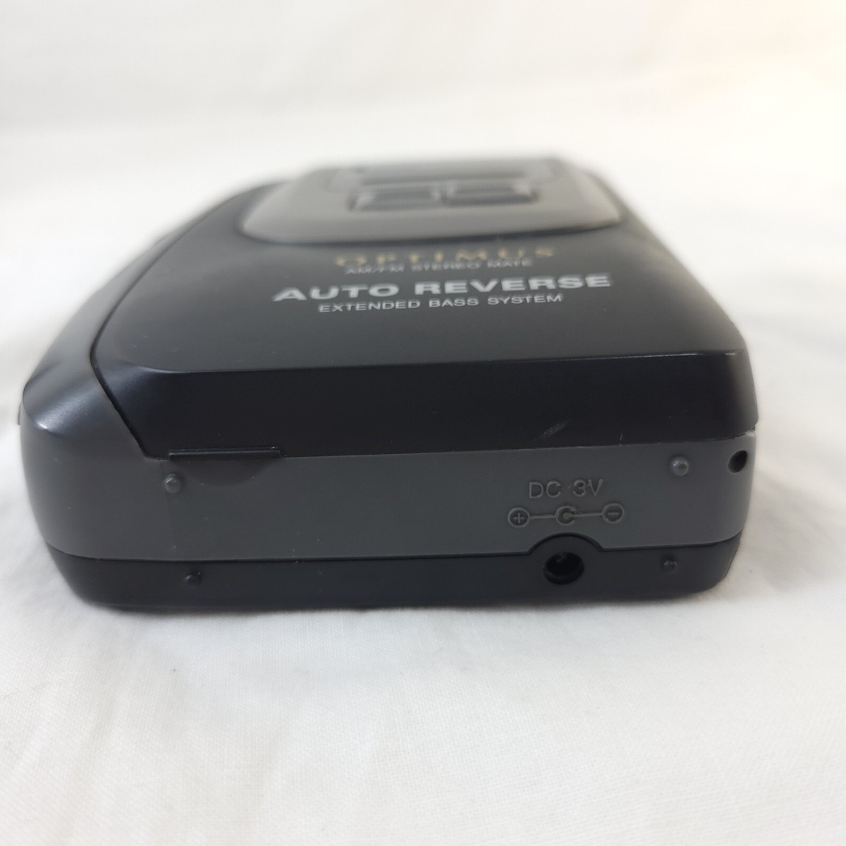 Optimus SCP-86 Stereo Mate Auto Reverse Cassette Player AM