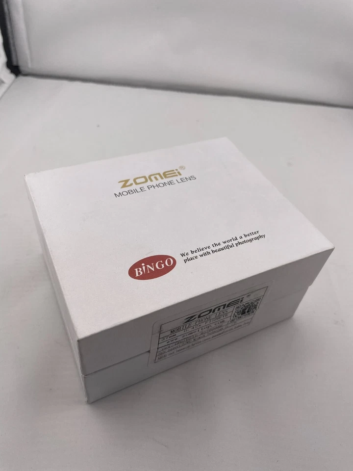 Zomei Mobile Phone Macro Close-up Fisheye Lens 37mm 0.42X Portable & Detachable - Image 4 of 4