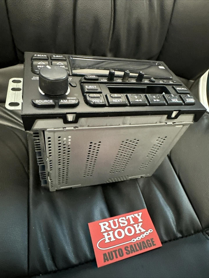 1996 - 2005 Buick Regal Park Avenue OEM Delco Factory Radio CD Tape 09366374 - Image 3 of 4