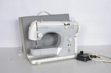 Vintage JC Penney Stretch & Sew Sewing Machine Made In Itally Tested Running 