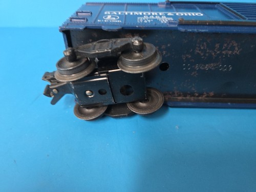 Lionel Postwar 6468 Baltimore & Ohio Double Door Automobile Boxcar- Very Good - Picture 13 of 15