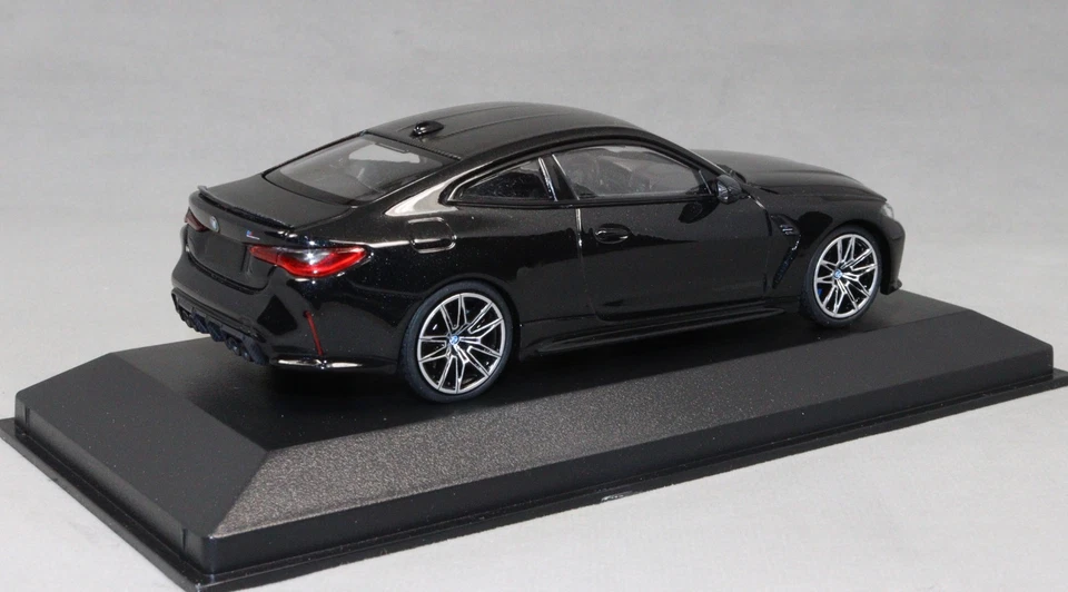 Minichamps BMW M4 Competition in Sapphire Black Metallic 2020 410020124 1/43 NEW - Image 2 of 3