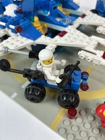 Lego Vintage Space 6980 Galaxy Commander Complete W/ Minifigures No Instructions