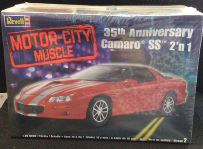 Revell Motor City Muscle 35th Anniversary Camaro SS 2 n1   Factory  ***SEALED***