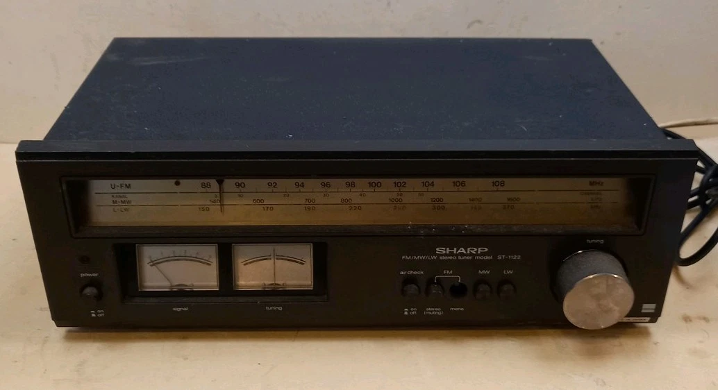 Sintonizador de radio estéreo Sharp ST-1122 HiFi FM AM vintage años 80 ST1122