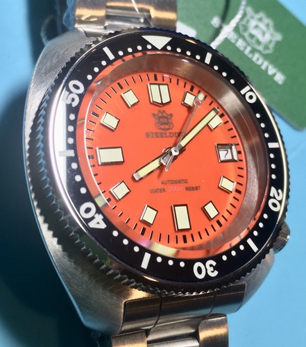 STEELDIVE SD1970 WILLARD DIVER 44 MM QUADRANTE ARANCIONE SEIKO NH35 ACCIAIO INOX ZAFFIRO - Foto 4 di 17