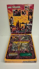 Lego 6097 Night Lord's Castle - 100% Complete with Instruction Box and Poster