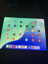 Apple iPad Pro 13-inch M4 A2926 2 TB, Wi-Fi  5G, 13 in - Space Black